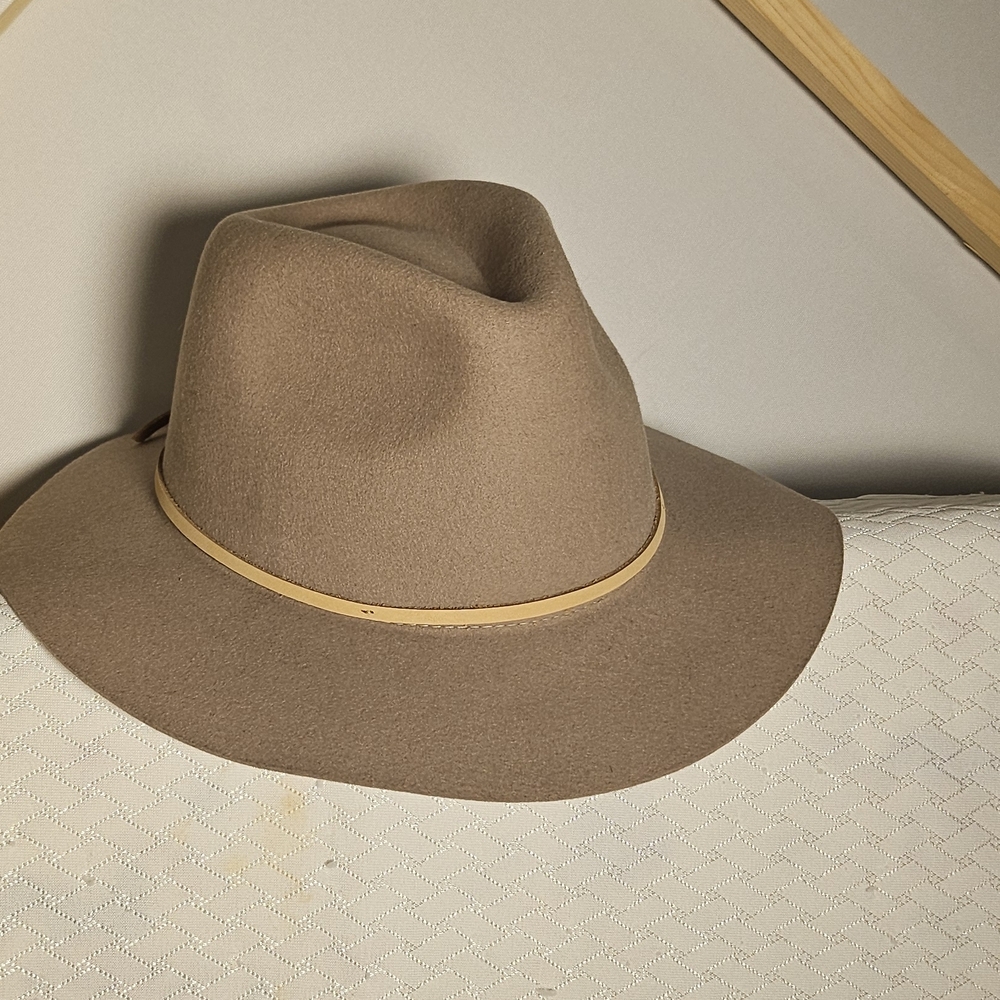 Classic Tan Fedora Hat